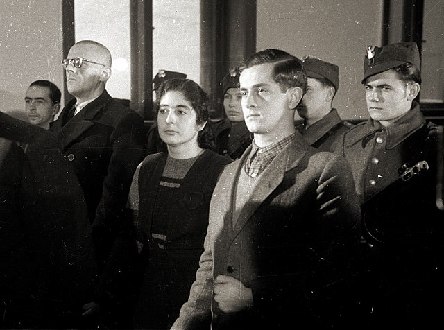 Odszkodowania dla rodzin ofiar represji – jak uzyskać należną rekompensatę?